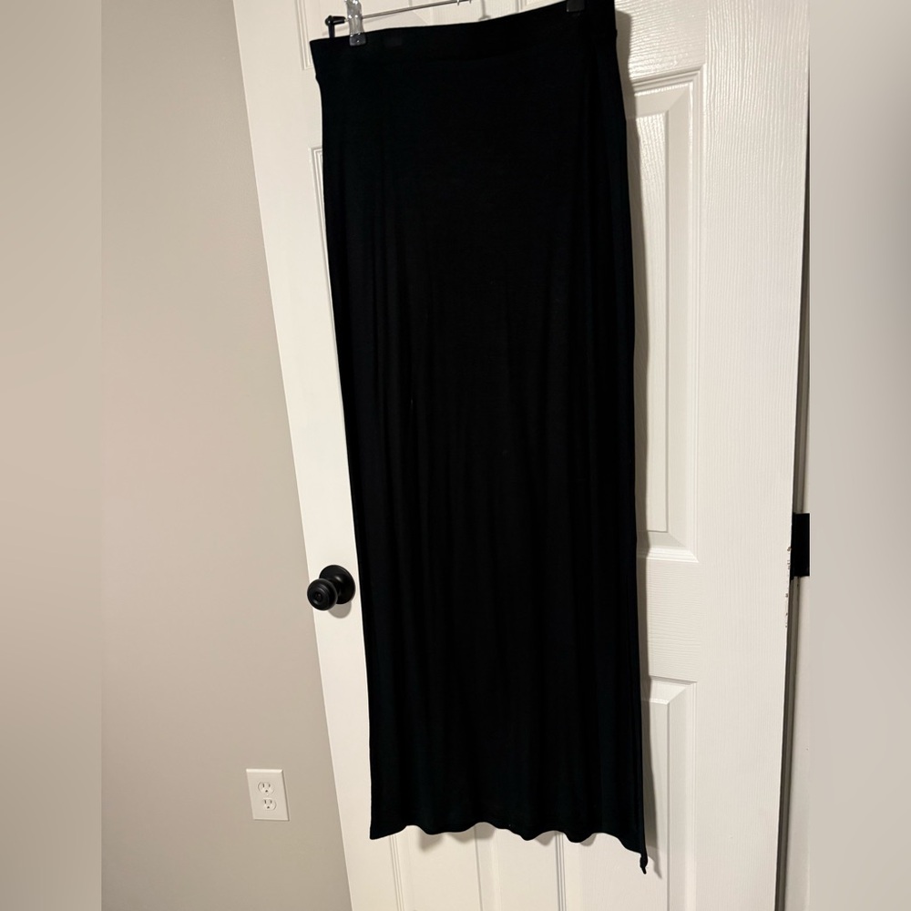 Long Black Knit Skirt NWT